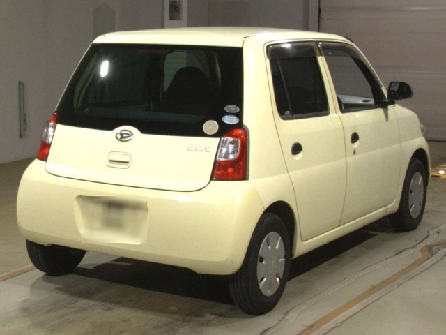 DAIHATSU ESSE
