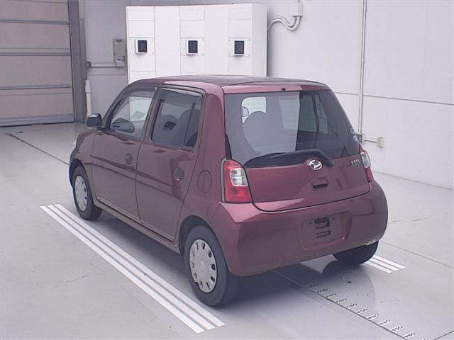 DAIHATSU ESSE