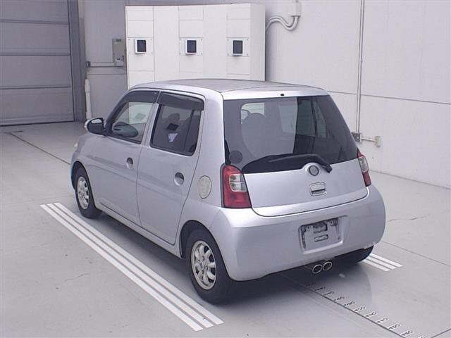 DAIHATSU ESSE