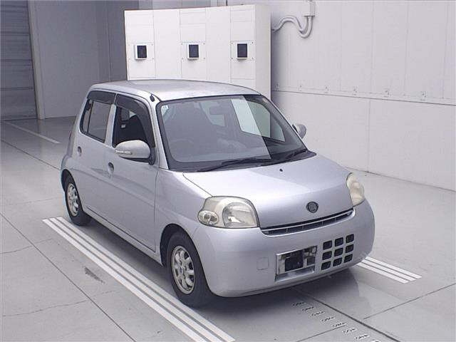 DAIHATSU ESSE