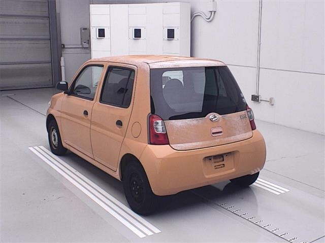 DAIHATSU ESSE