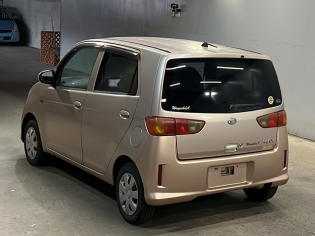 DAIHATSU MAX
