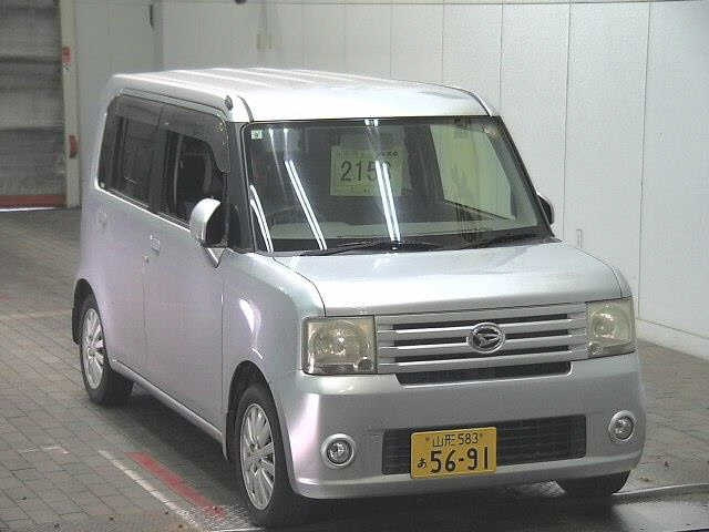 DAIHATSU MOVE CONTE