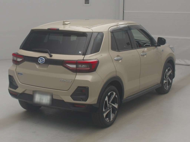DAIHATSU ROCKY