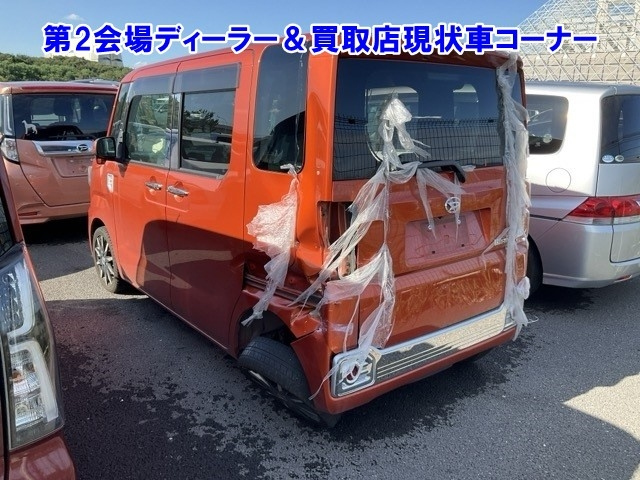 DAIHATSU WAKE