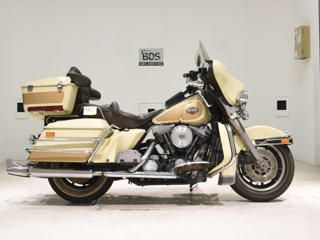 Harley-Davidson HARLEY FLHTC1340