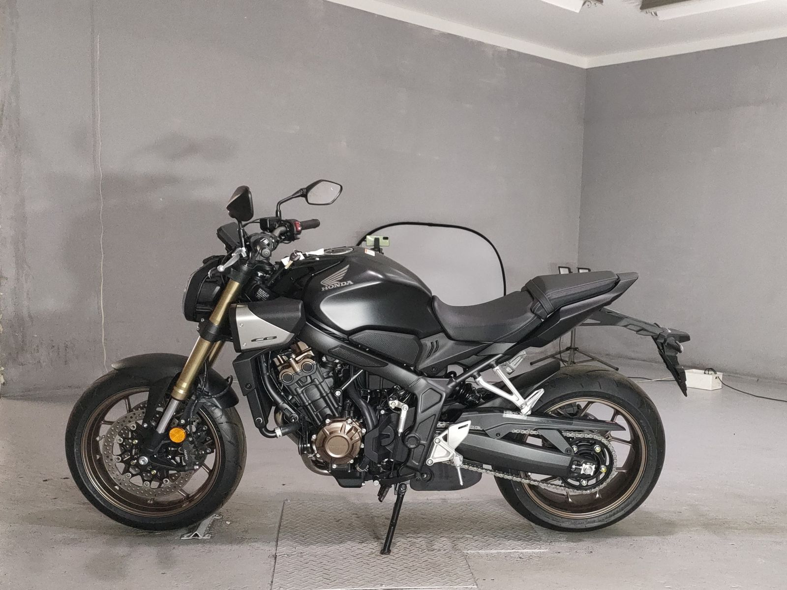 Honda CB650R E CLUTCH