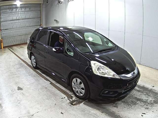 HONDA FIT SHUTTLE