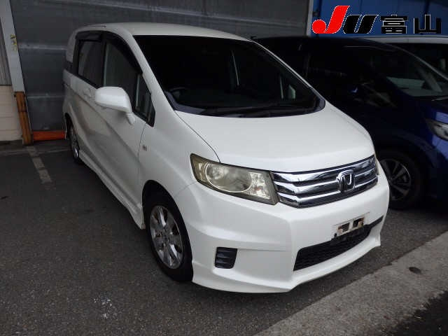HONDA FREED SPIKE