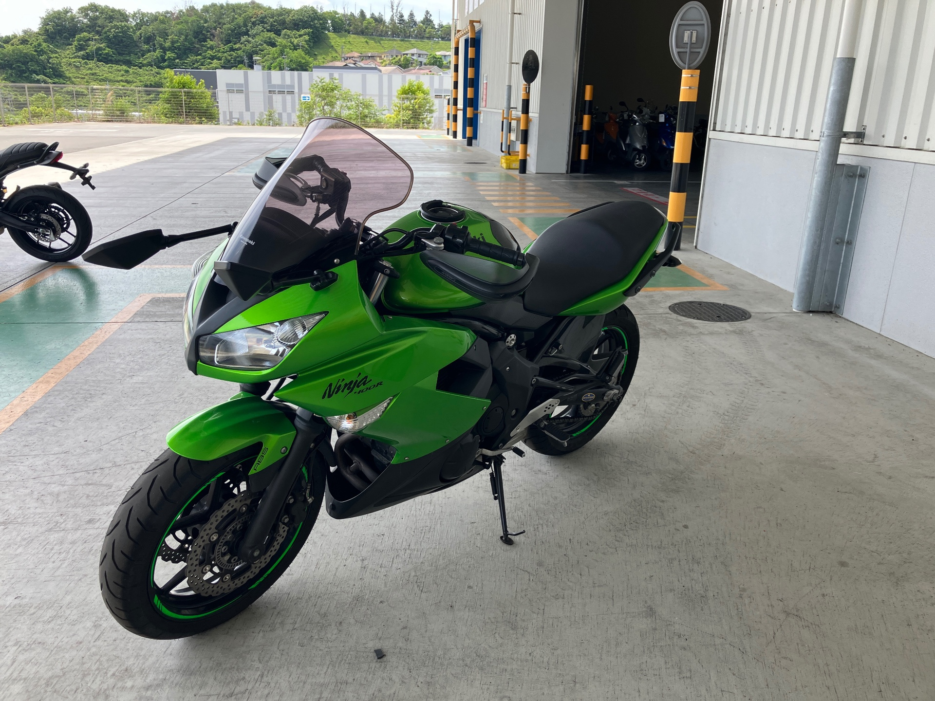 Kawasaki Ninja 400R ABS