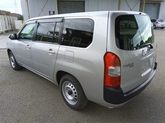 MAZDA FAMILIA VAN