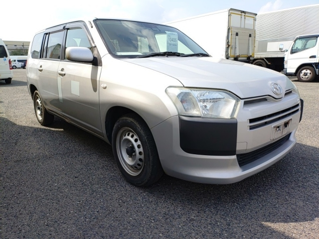 MAZDA FAMILIA VAN
