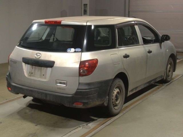 MAZDA FAMILIA VAN