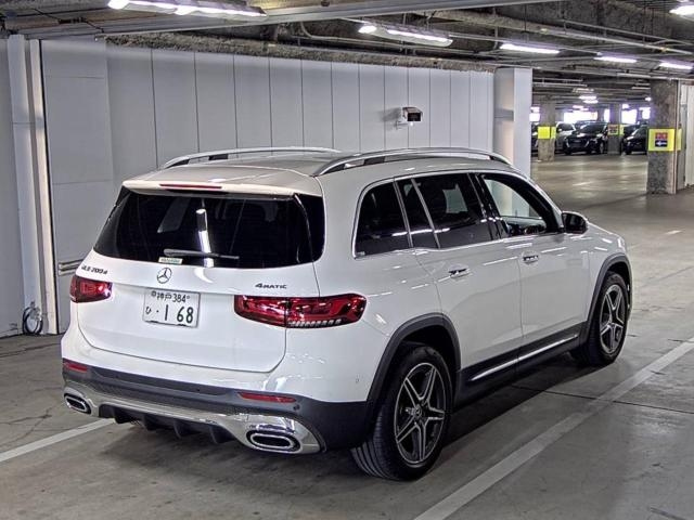 MERCEDES BENZ GLB