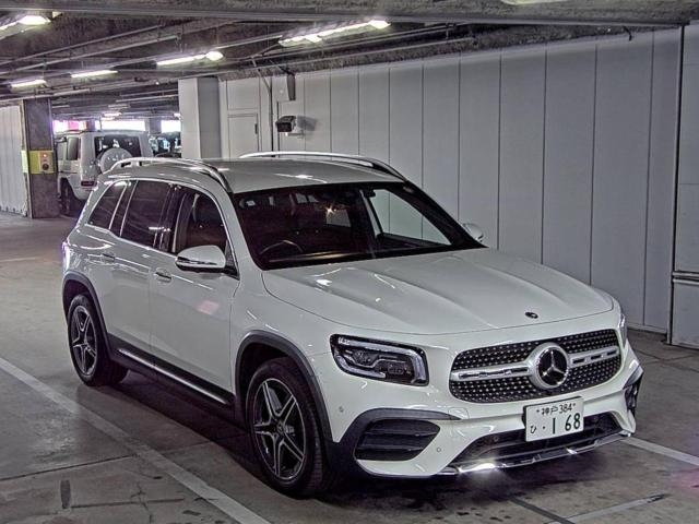 MERCEDES BENZ GLB