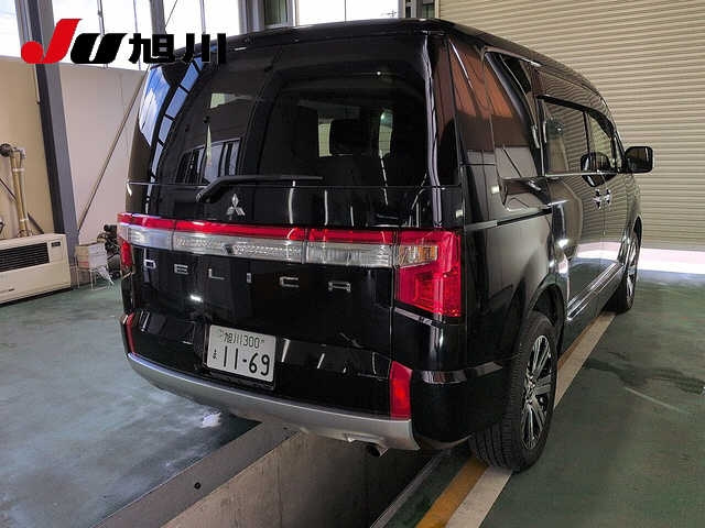 MITSUBISHI DELICA D5