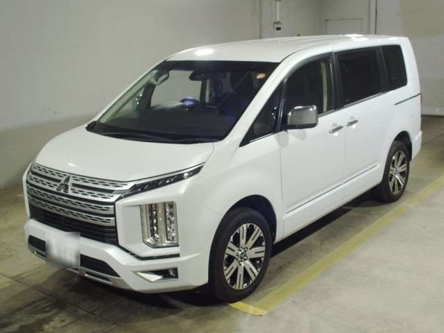 MITSUBISHI DELICA D5
