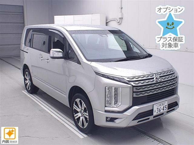 MITSUBISHI DELICA D5
