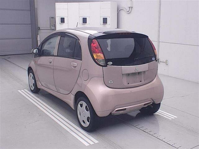 MITSUBISHI I