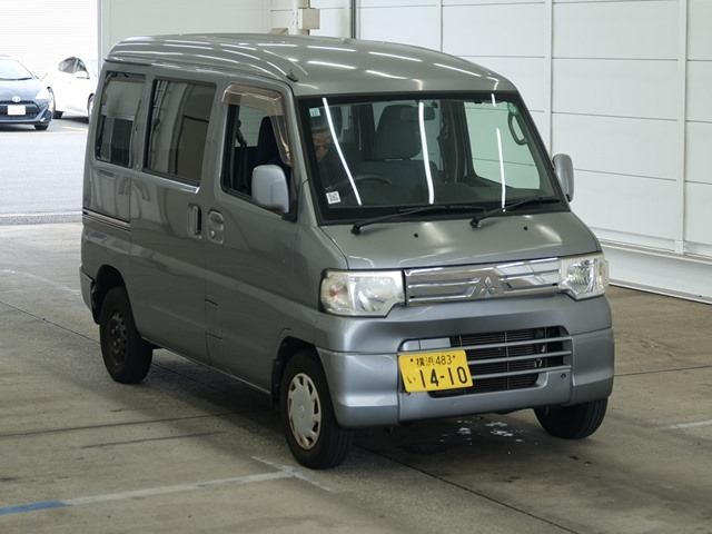 MITSUBISHI MINICAB VAN