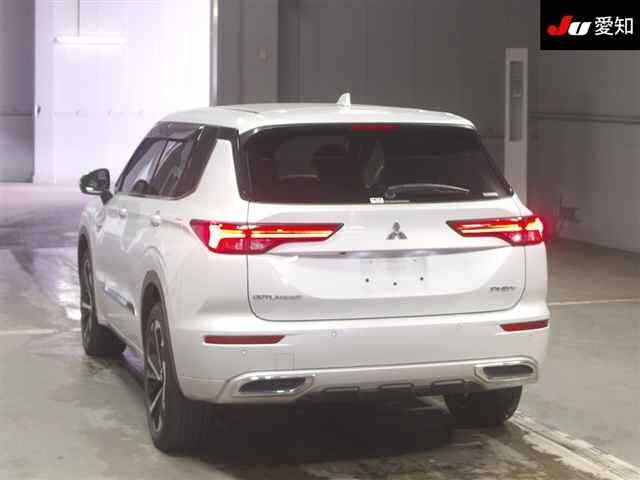 MITSUBISHI OUTLANDER PHEV