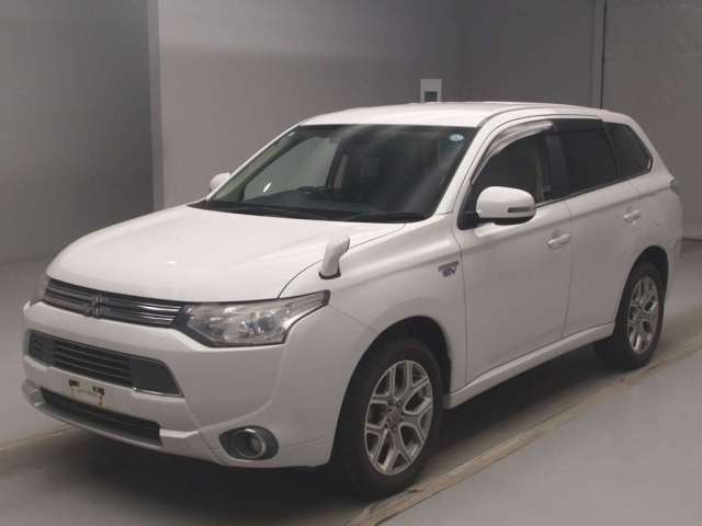 MITSUBISHI OUTLANDER PHEV