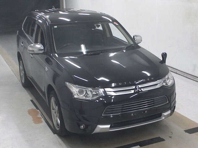 MITSUBISHI OUTLANDER PHEV
