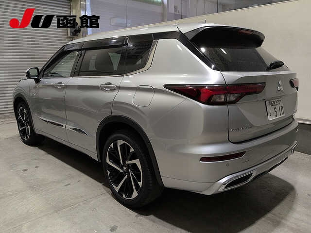 MITSUBISHI OUTLANDER PHEV