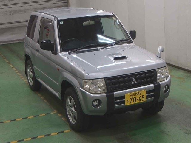MITSUBISHI PAJERO MINI