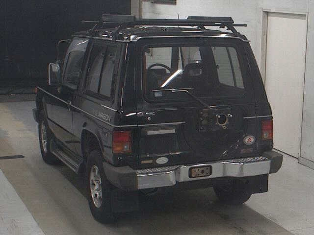 MITSUBISHI PAJERO