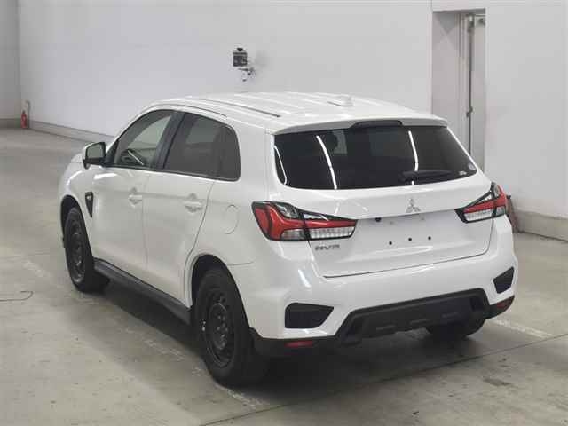 MITSUBISHI RVR