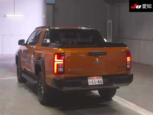 MITSUBISHI TRITON
