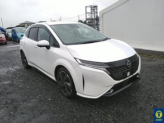 NISSAN AURA