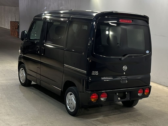 NISSAN CLIPPER RIO