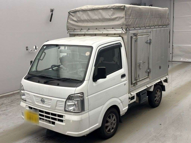 NISSAN CLIPPER TRUCK