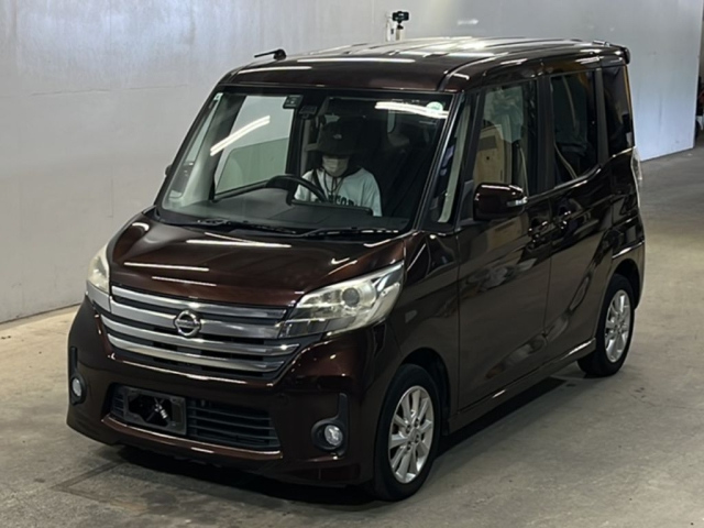 NISSAN DAYZ ROOX