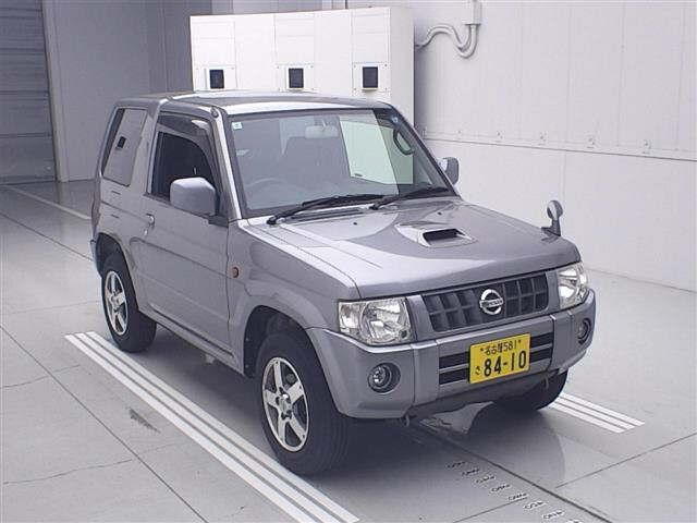 NISSAN KIX
