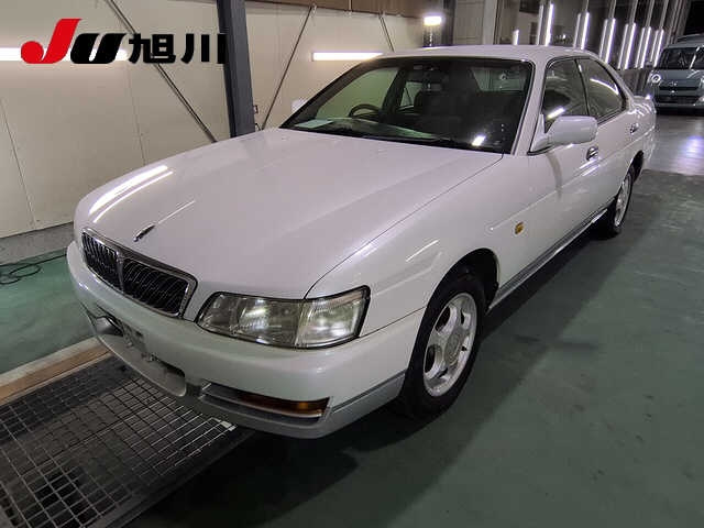 NISSAN LAUREL