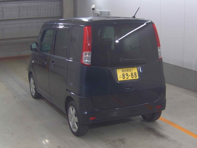 NISSAN ROOX