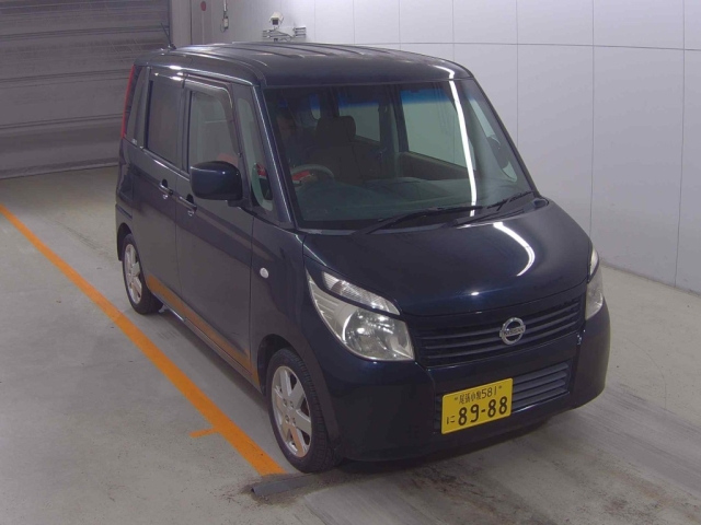 NISSAN ROOX