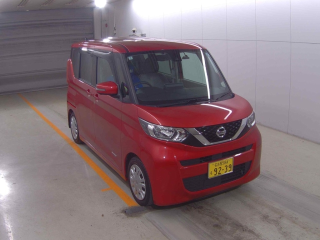 NISSAN ROOX