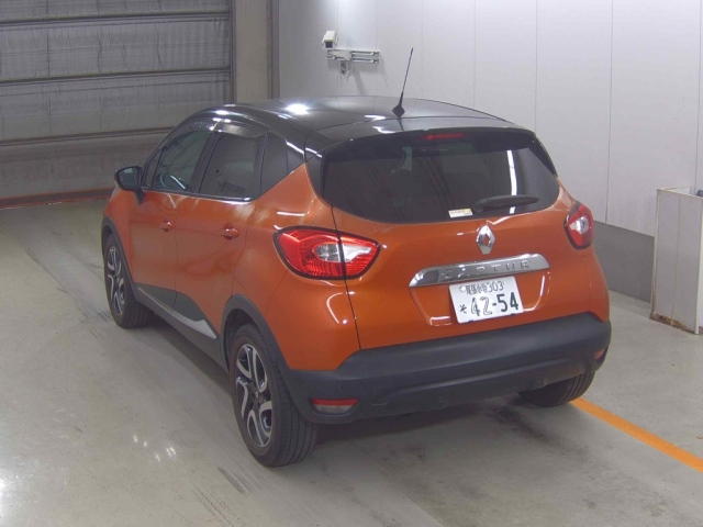 RENAULT CAPTUR