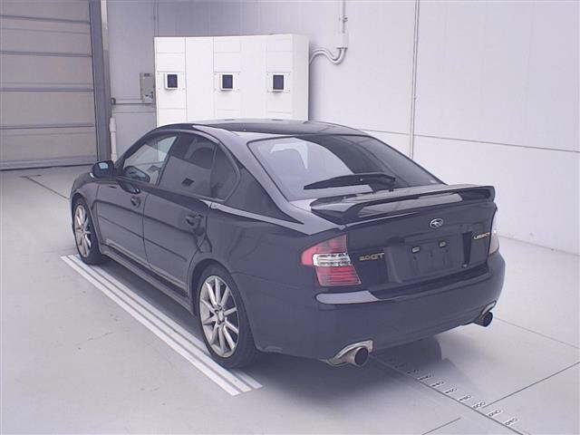 SUBARU LEGACY B4