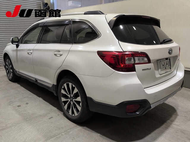 SUBARU LEGACY OUTBACK