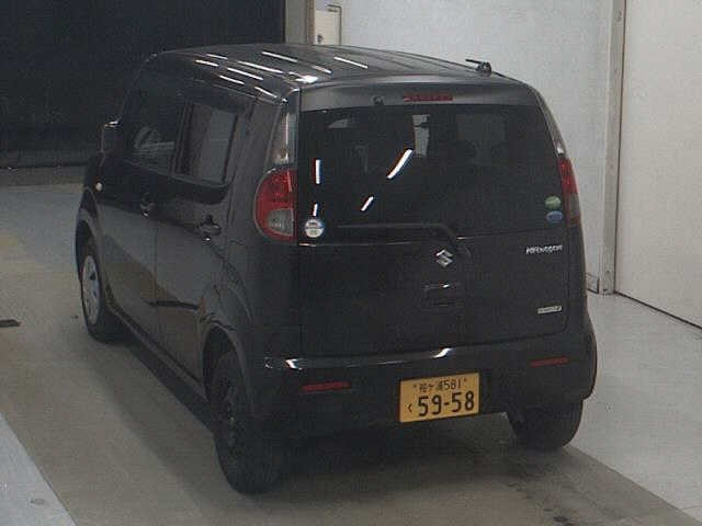 SUZUKI MRWAGON