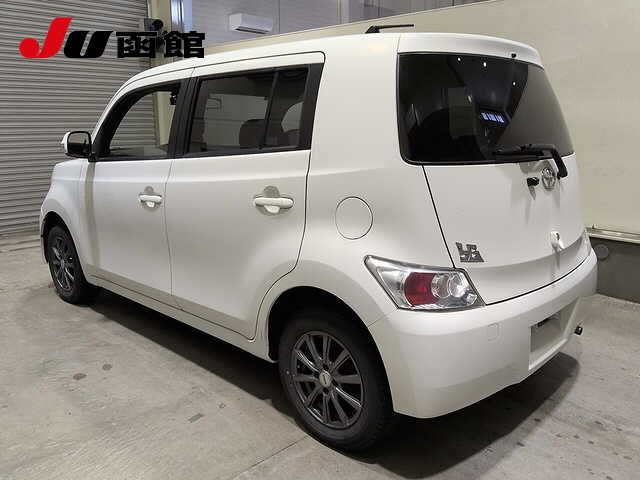TOYOTA BB