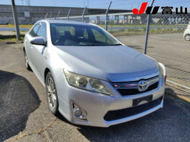 TOYOTA CAMRY
