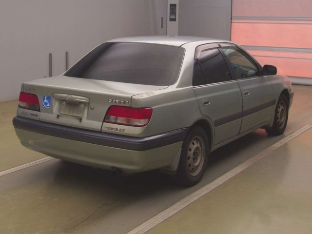 TOYOTA CARINA