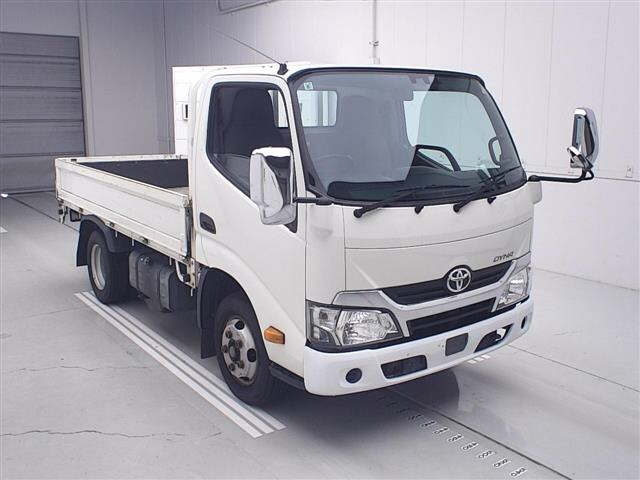 TOYOTA DYNA