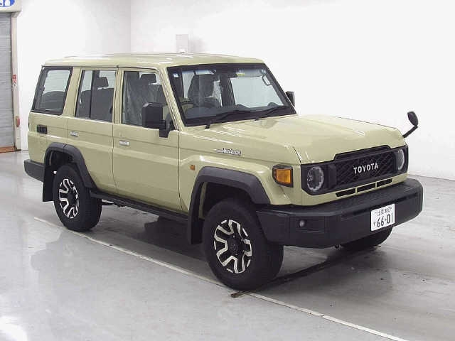 TOYOTA LAND CRUISER